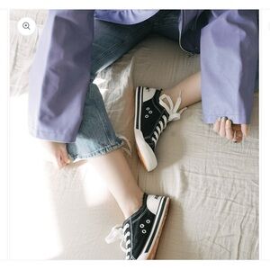 EUC Rocket Dog Jazzin Sneakers Sz 9